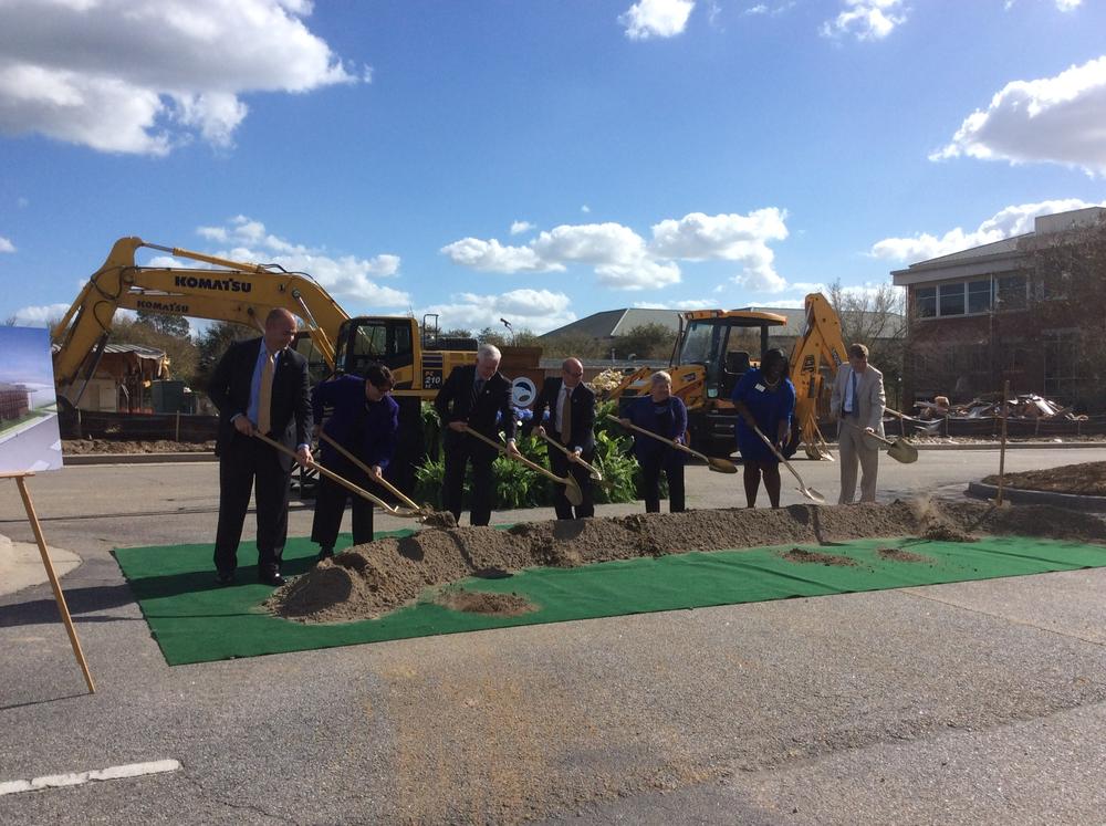Photo of groundbreaking ceremony